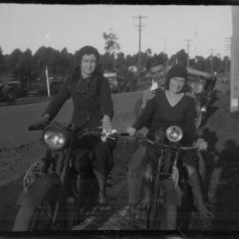Bryants and Stuarts on motorcycles, Koala Park Sanctuary, Castle Hill Road West Pennant Hills, 1935