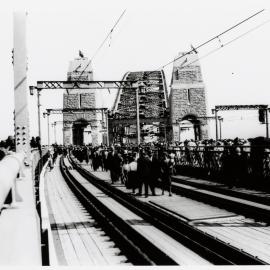 Pedestrians on the Sydney Harbour Bridge during opening celebrations, Sydney, 1932