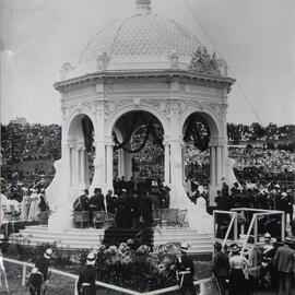 Swearing-in of the Governor General Lord Hopetoun in Centennial Park Sydney, 1901