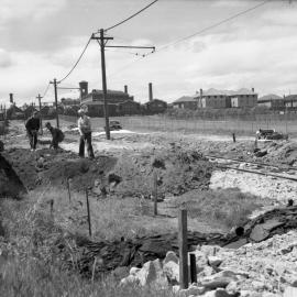 New road construction, O'Dea Avenue Waterloo, 1950