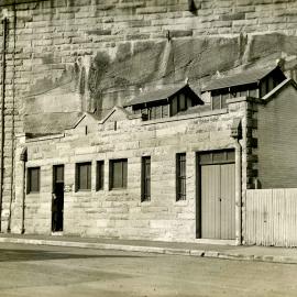 Unattended convenience or urinal, Hickson Road Dawes Point, 1934