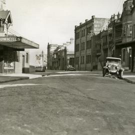 Road before reconstruction, Shepherd Street Chippendale, 1936