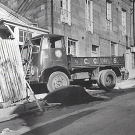 Council vehicle accident, Francis and Yurong Streets Darlinghurst, 1962